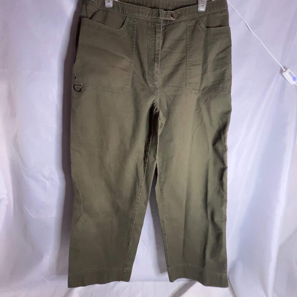 Lauren Ralph Lauren Cargo Khaki Type Cropped Algae Green Pants Shorts Size 12